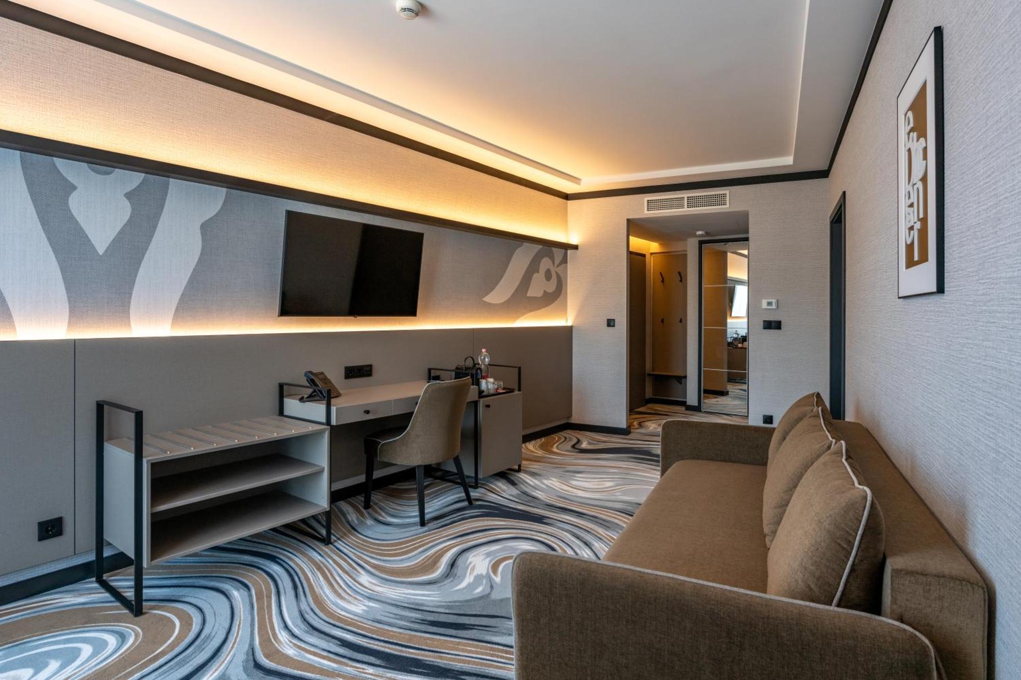 Hotel Дебрецен Екстериор снимка