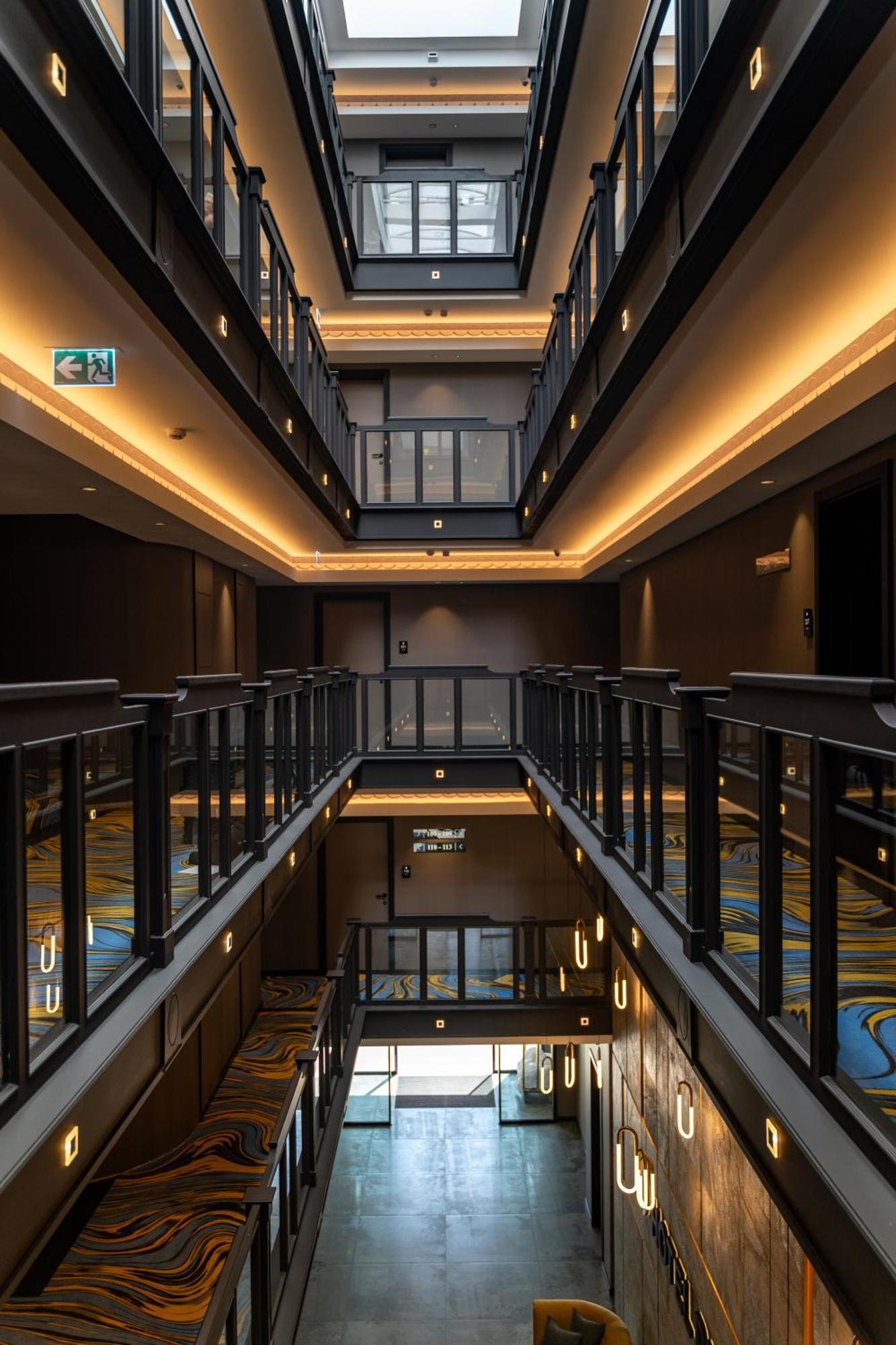 Hotel Дебрецен Екстериор снимка